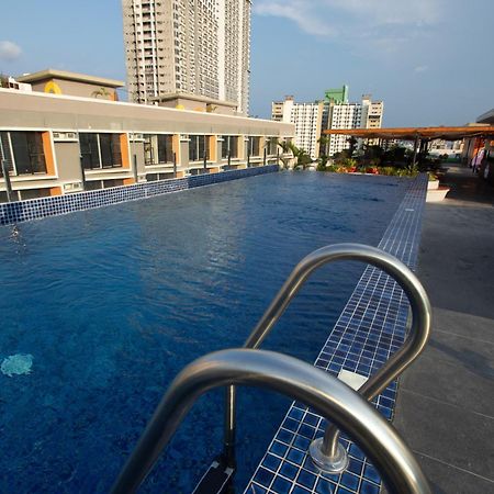 The Pad Coliving Hostel Cebu Exterior photo