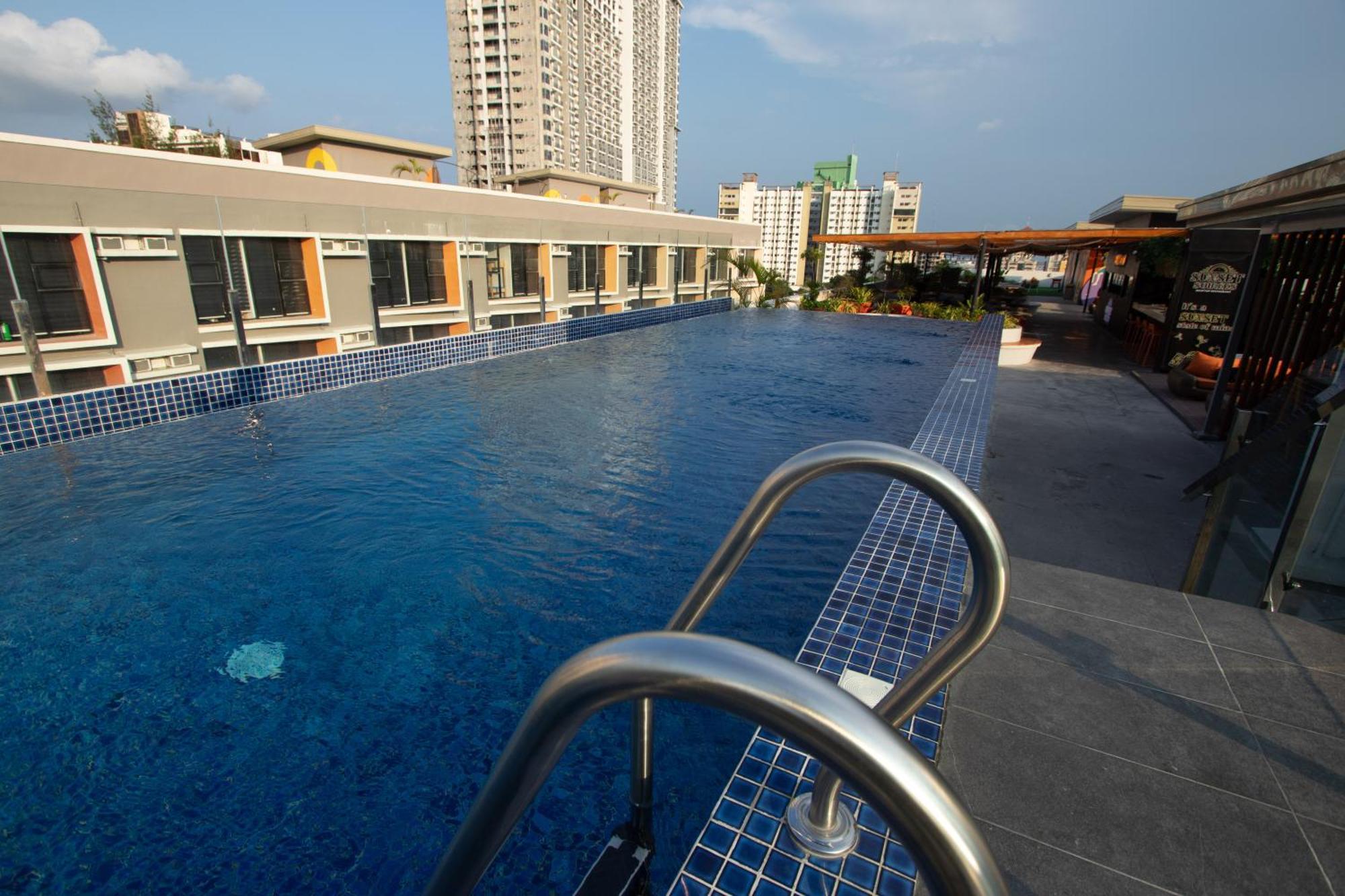The Pad Coliving Hostel Cebu Exterior photo