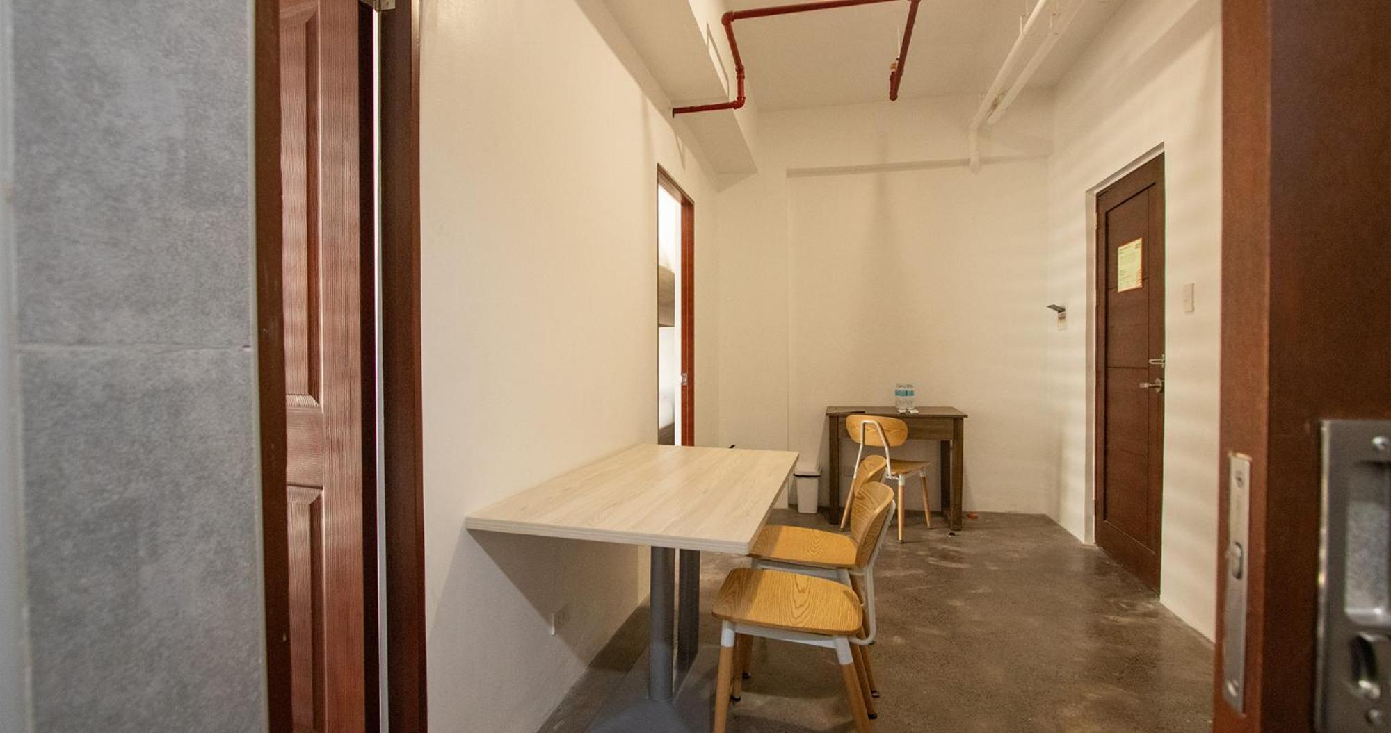 The Pad Coliving Hostel Cebu Exterior photo